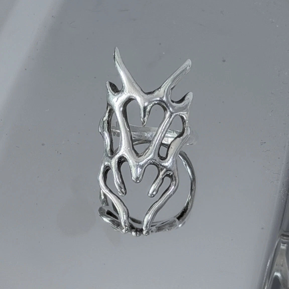 Xenomorphic Ring