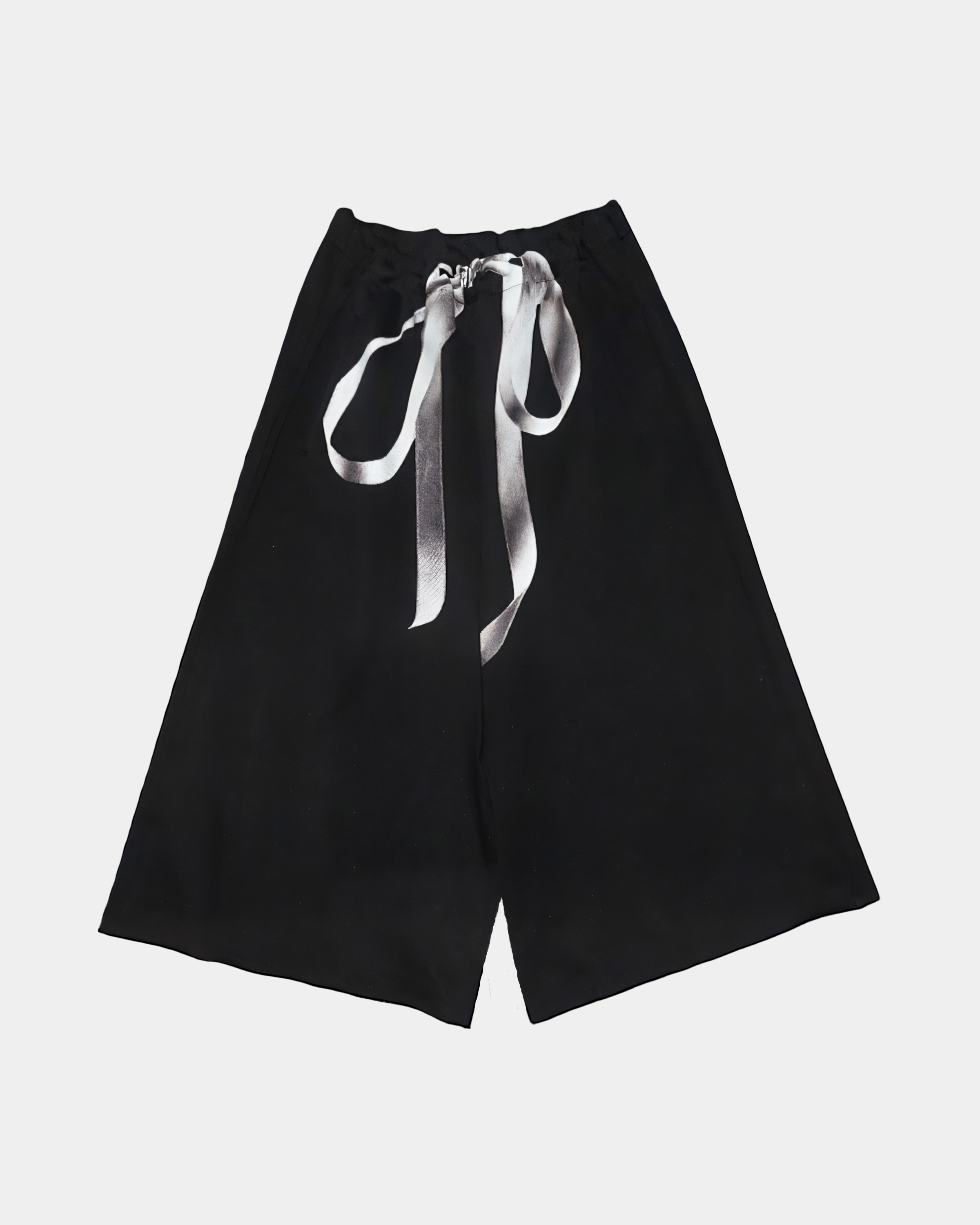 U3 SELECT Black Ribbon Sweat Shorts