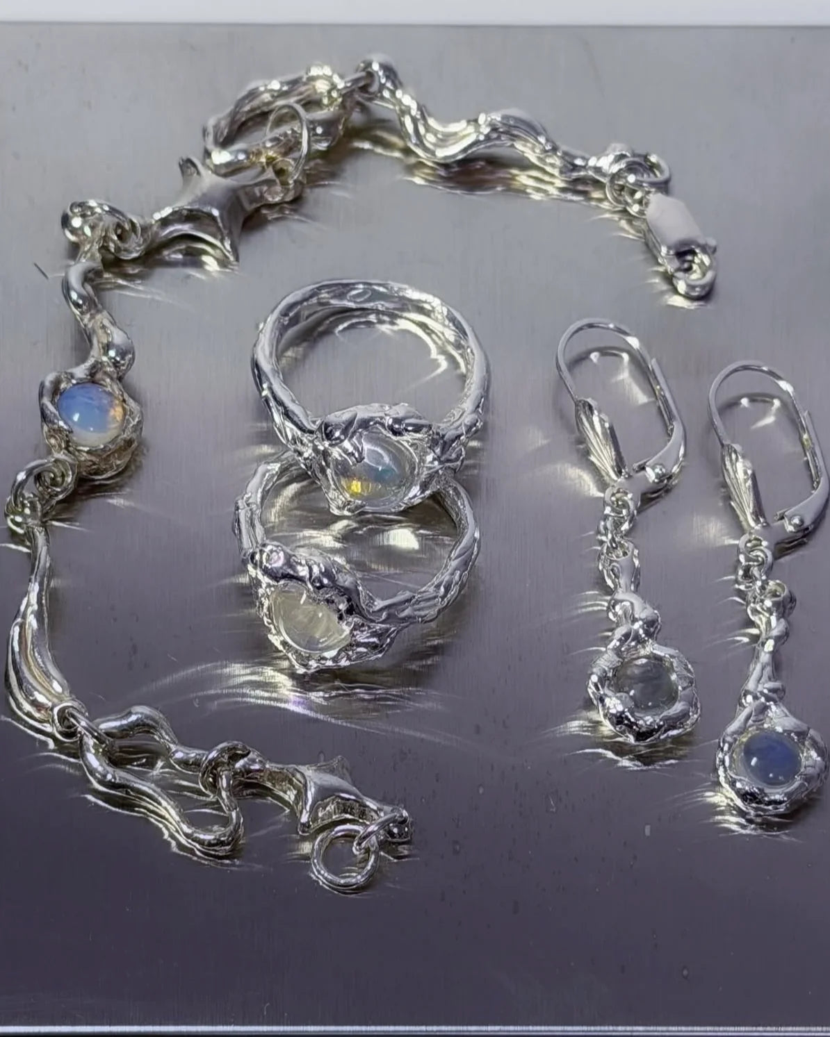 Orbit Ring